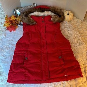 GreenTea sz S red zip up white Sherpa lined puffer vest with faux fur hood
